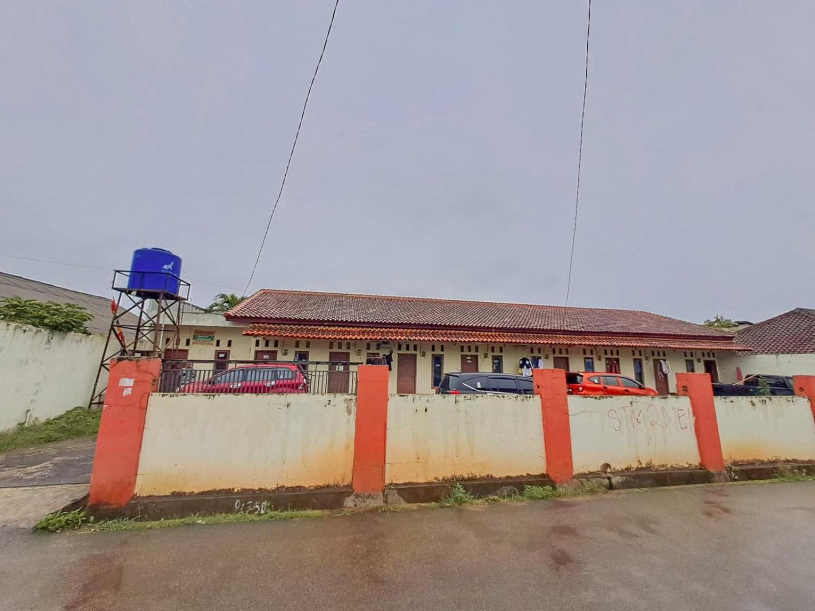 Oyo Life 93590 Penginapan Palapa 10 Syariah Bandar Lampung Exteriér fotografie